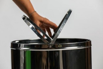 PAPELERA PUSH ACERO INOX 40L (NEGRA)