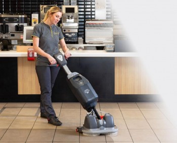 FREGADORA COMPACTA  NUMATIC 244NX (2 BATERIAS)