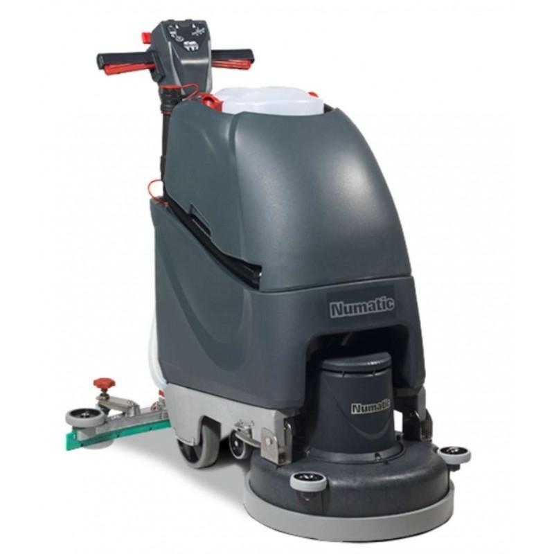 FREGADORA ELECTRICA NUMATIC TT4045